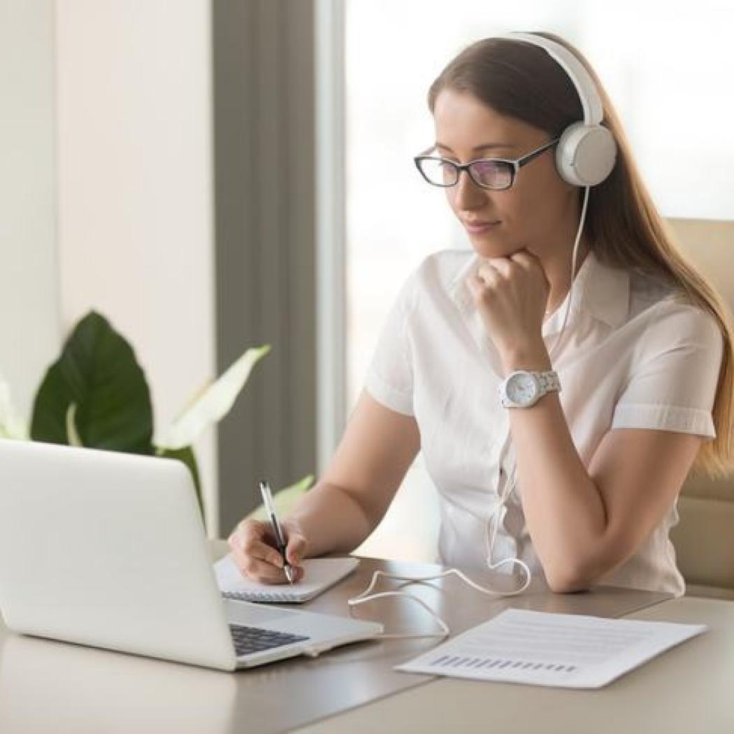 PALA Gợi Ý 5 Phương Pháp Luyện Nghe Tiếng Anh Hiệu Quả